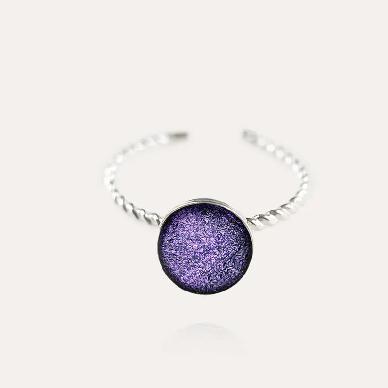 Bague torsadée main droite argent violette lilalune