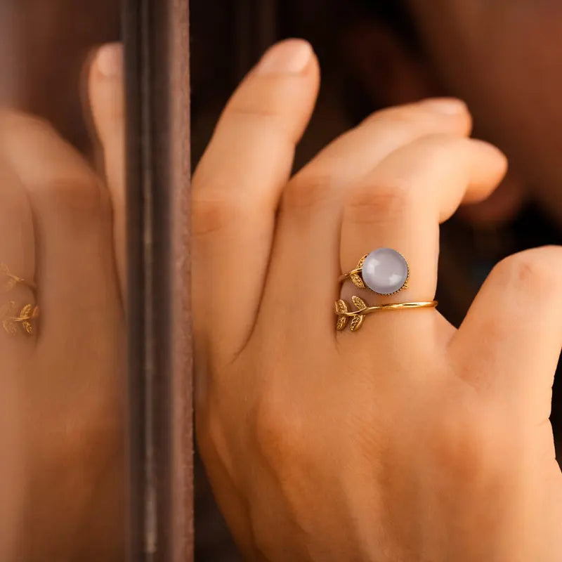 Bague feuille à l'or fin de laurier, dorée et rose roselite