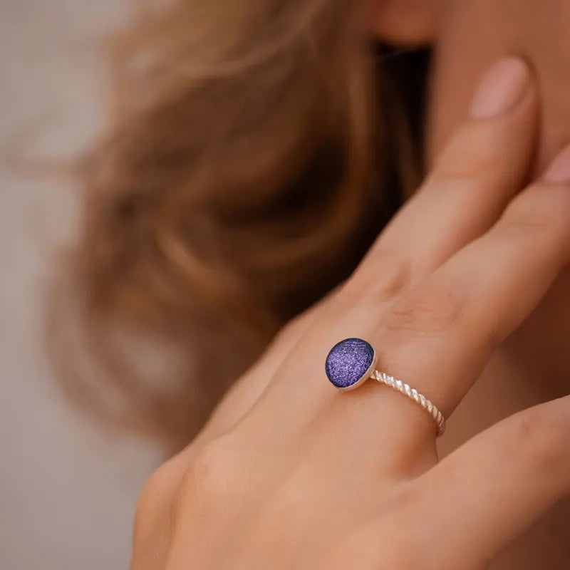 Bague torsadée chevalière petit doigt femme en argent massif violette lilalune