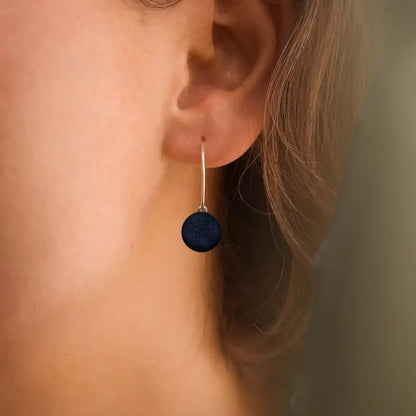 Boucles d'oreilles créoles à chaîne pendantes en argent massif, bleu albarelle