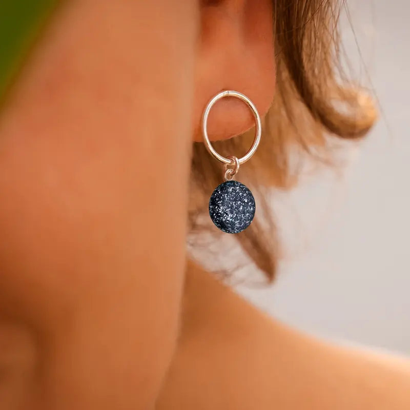Boucles d'oreilles femme en perle de verre, bijoux créateur en argent massif, argenté chromia