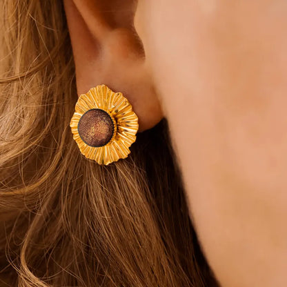 Boucles d'oreilles mariage bohème avec pierre naturelle dorées, marron et orange safrane