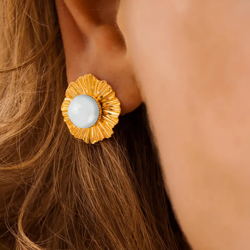 Boucles d'oreilles mariage bohème en verre de Murano dorées, blanches lumine