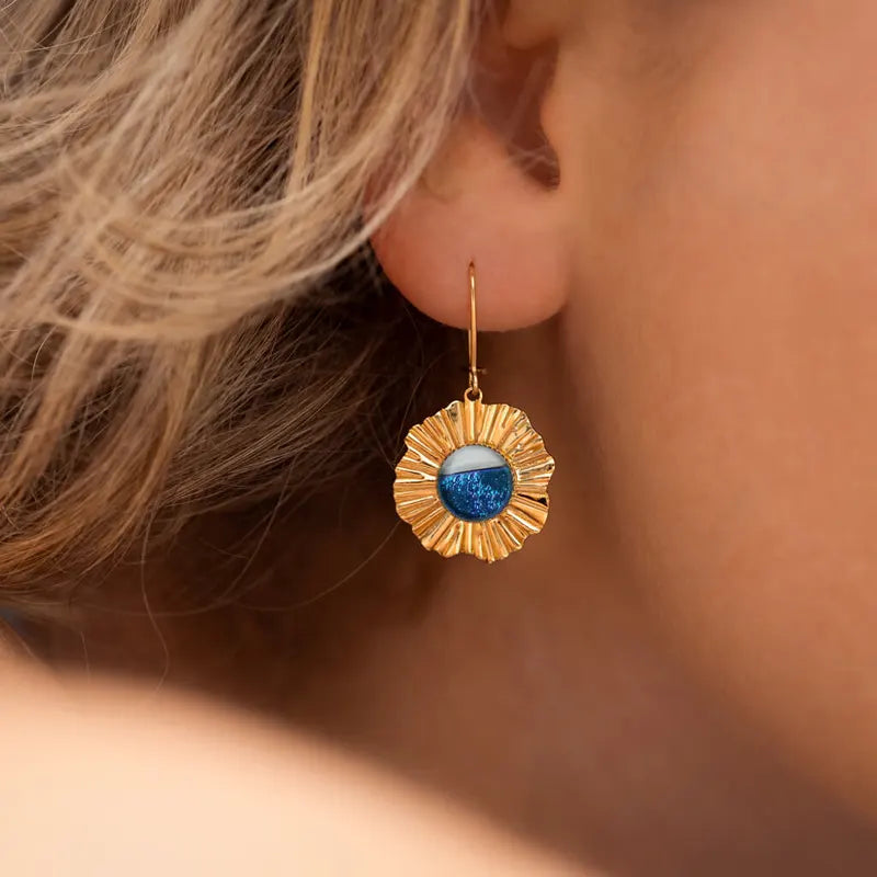 Boucles d'oreilles perle de verre et cratère fantaisie longues plaqué or bleu bleuange