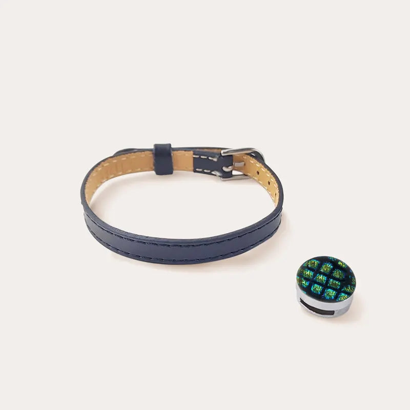 Bracelet cuir réglable avec verre vert charmella