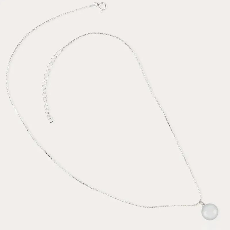 Collier femme marque en argent massif, blanc lumine